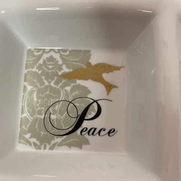 Kohl’s Spirit of the season Christmas platter - Picture 3 of 12